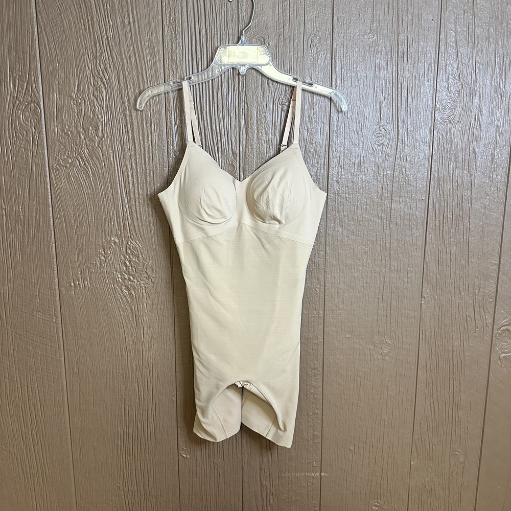 Honeylove Shapewear Bodysuit Womens Sz M Beige Mid Thigh Compression Slimming